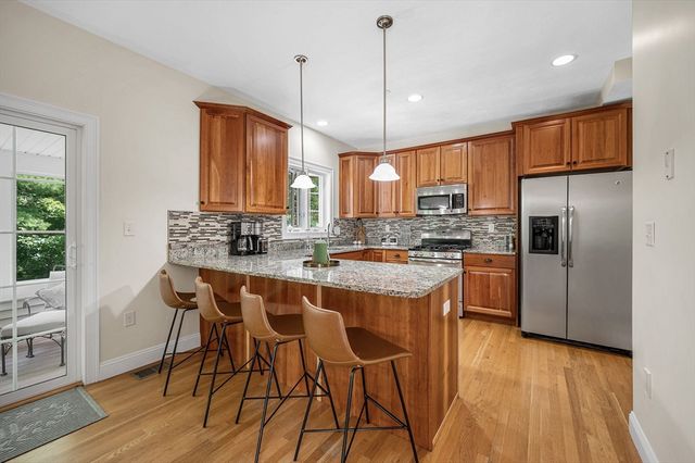 2 Charles Ridge Rd A, Littleton, MA 02466