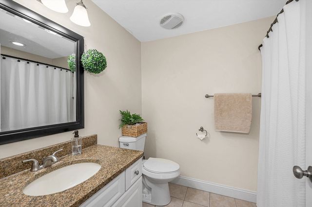 2 Charles Ridge Rd A, Littleton, MA 02466