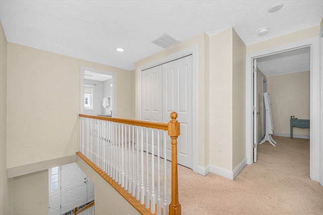 2 Charles Ridge Rd A, Littleton, MA 02466