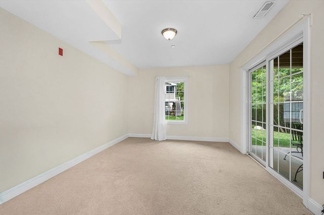 2 Charles Ridge Rd A, Littleton, MA 02466