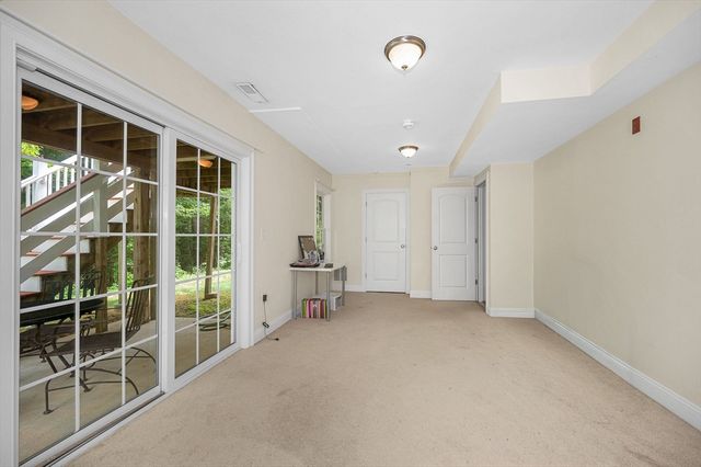 2 Charles Ridge Rd A, Littleton, MA 02466