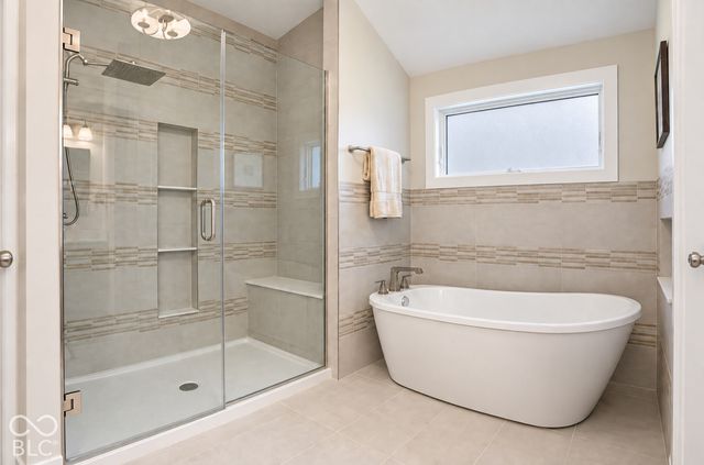 836 Justine Circle W, Indianapolis, IN 46234