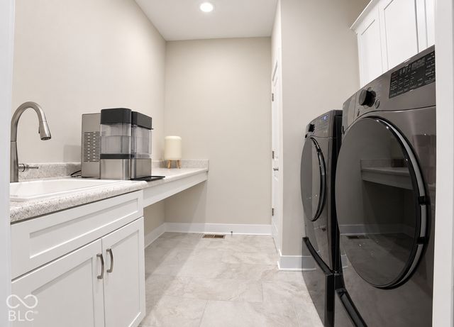 836 Justine Circle W, Indianapolis, IN 46234