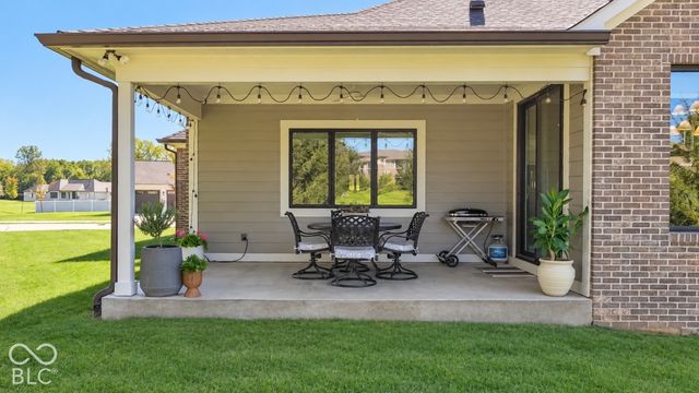 836 Justine Circle W, Indianapolis, IN 46234