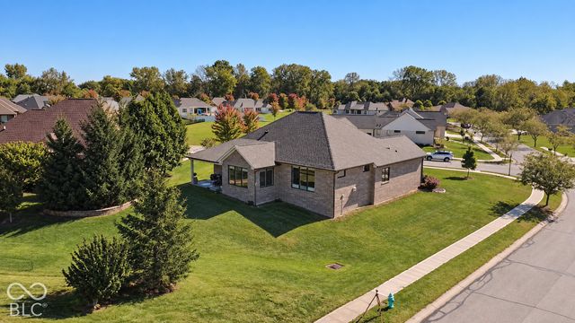 836 Justine Circle W, Indianapolis, IN 46234