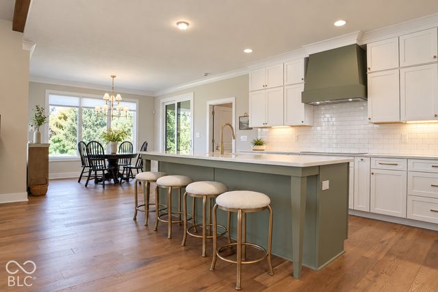 836 Justine Circle W, Indianapolis, IN 46234