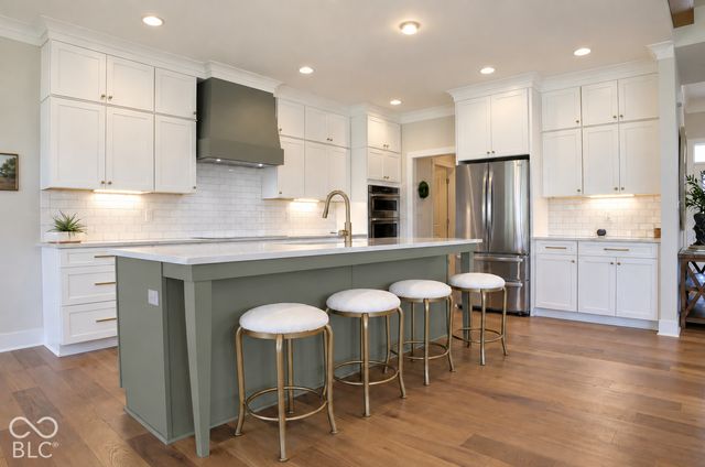 836 Justine Circle W, Indianapolis, IN 46234