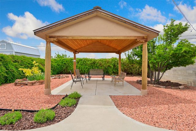 1028 Avenida De Las Campanas, Santa Fe, NM 87507