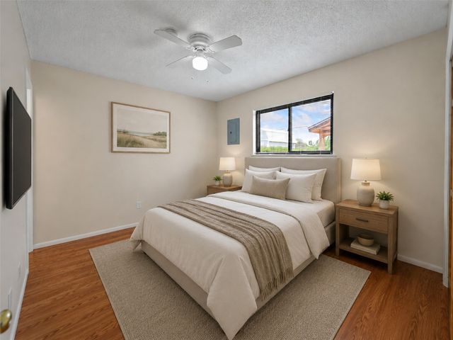 1028 Avenida De Las Campanas, Santa Fe, NM 87507