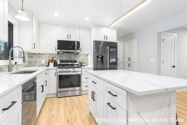 5350 Baldwin Street, Blendon Twp, MI 49426