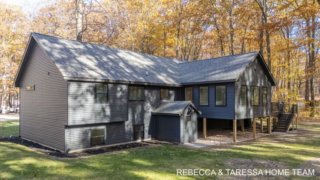 5350 Baldwin Street, Blendon Twp, MI 49426