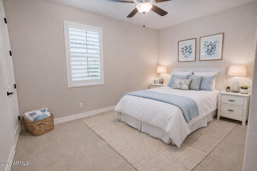 Image 12 of property listing at 11850 W LONE TREE Trail, Peoria, AZ 85383