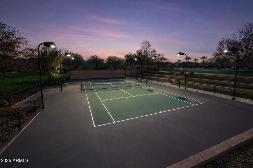 Image 32 of property listing at 11850 W LONE TREE Trail, Peoria, AZ 85383