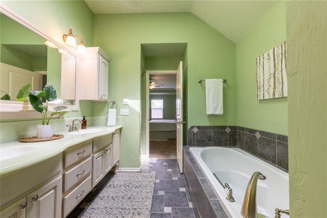 12785 SE 20th Street, Choctaw, OK 73020