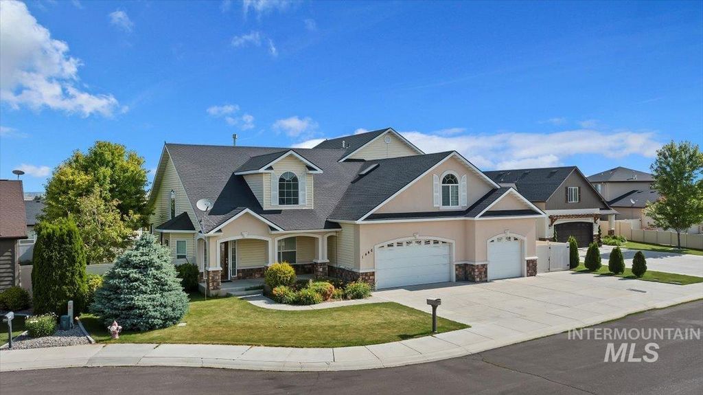 1446 Riverbend Pl, Twin Falls, ID 83301