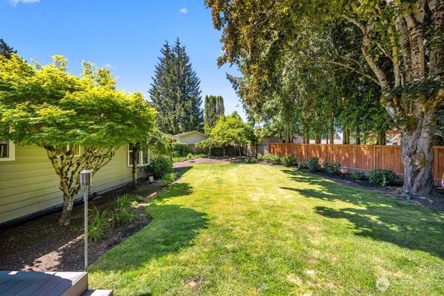 12610 SE 73rd Place, Newcastle, WA 98056