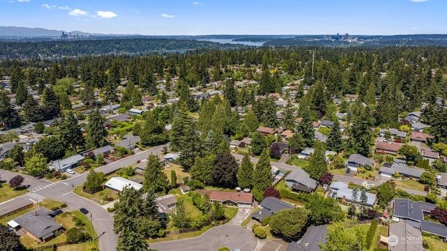12610 SE 73rd Place, Newcastle, WA 98056