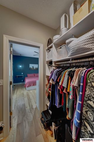 225 Knotty Pine Lane, Seward, NE 68434