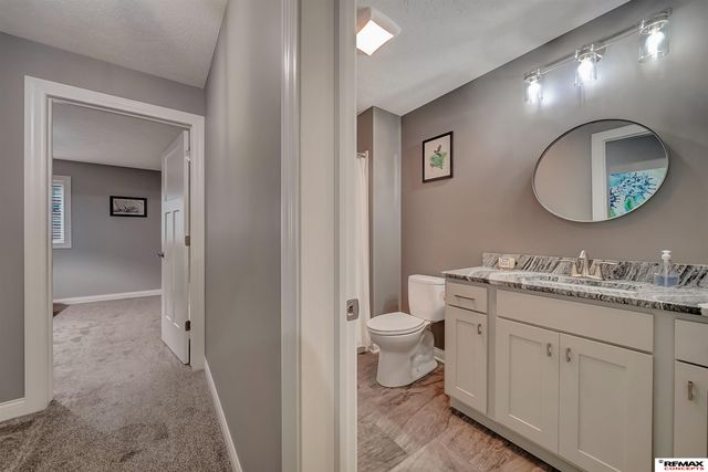 225 Knotty Pine Lane, Seward, NE 68434