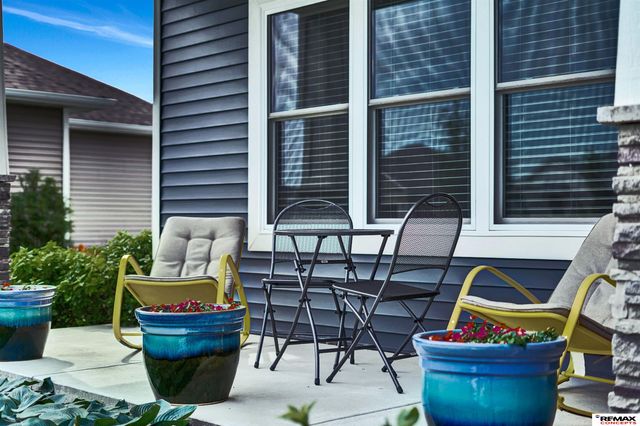 225 Knotty Pine Lane, Seward, NE 68434