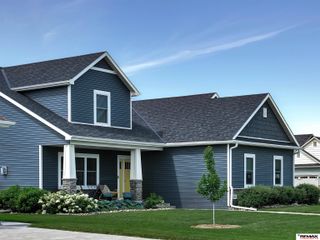 225 Knotty Pine Lane, Seward, NE 68434