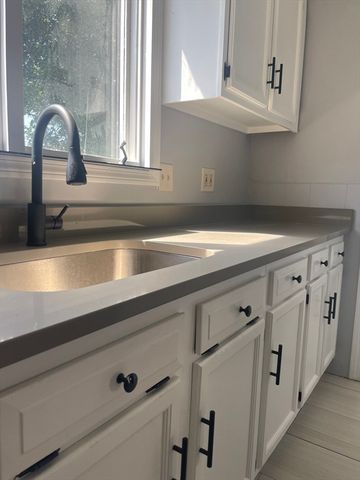 38 Chatham St, Lynn, MA 01902