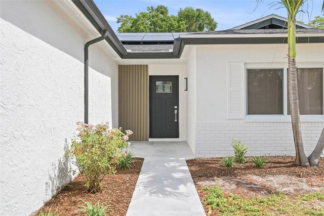 7037 124TH TERRACE, Largo, FL 33773