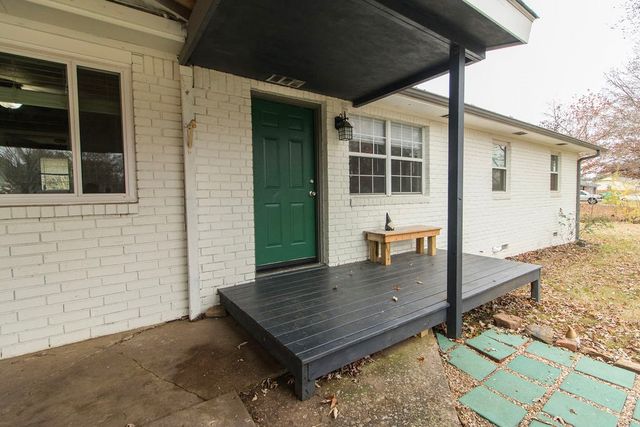 149 E Terry Street, Farmington, AR 72730