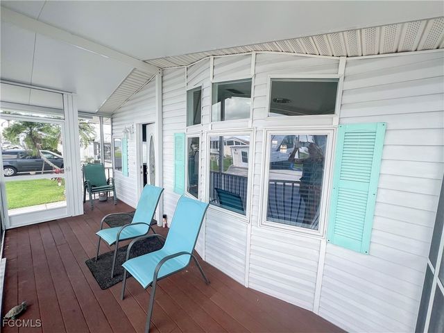 11117 Stardust DR, Fort Myers, FL 33908