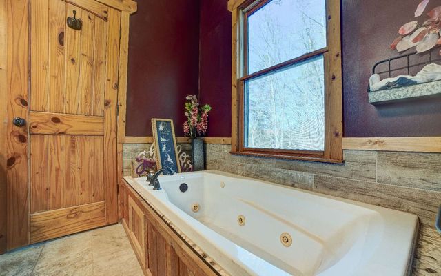 345 Oak Ridge Road, Ellijay, GA 30536