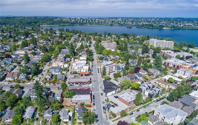 305 NE 65th Street, Seattle, WA 98115