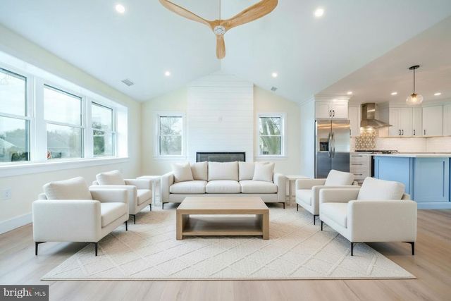 29 E HOLLYWOOD LN, Marmora, NJ 08223