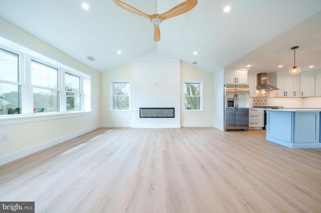 29 E HOLLYWOOD LN, Marmora, NJ 08223