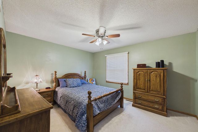 4335 Valley Drive NW, Rochester, MN 55901