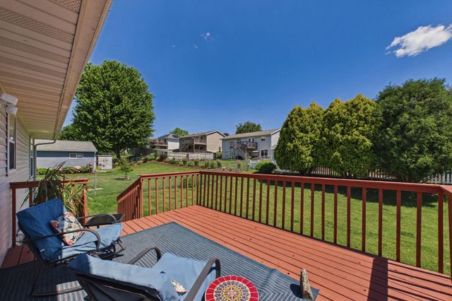 4335 Valley Drive NW, Rochester, MN 55901
