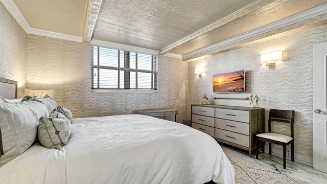 3000 S Ocean Drive 920, Hollywood, FL 33019