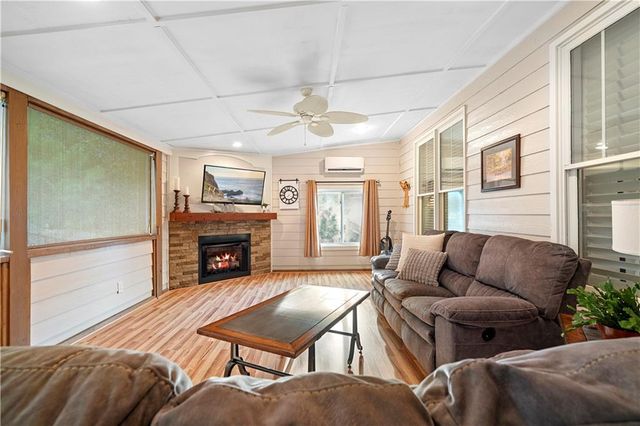 321 River Green Avenue, Canton, GA 30114
