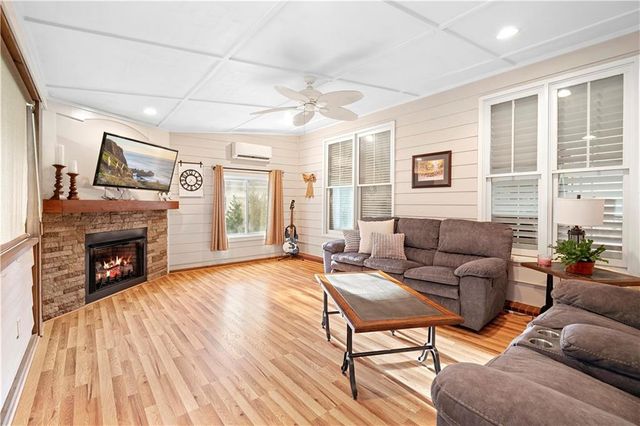 321 River Green Avenue, Canton, GA 30114