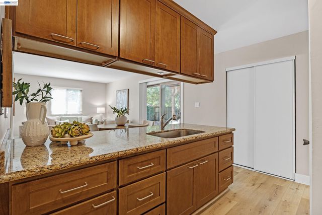 319 Elvira, Livermore, CA 94550