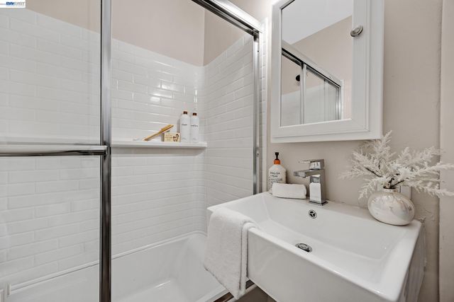 319 Elvira, Livermore, CA 94550