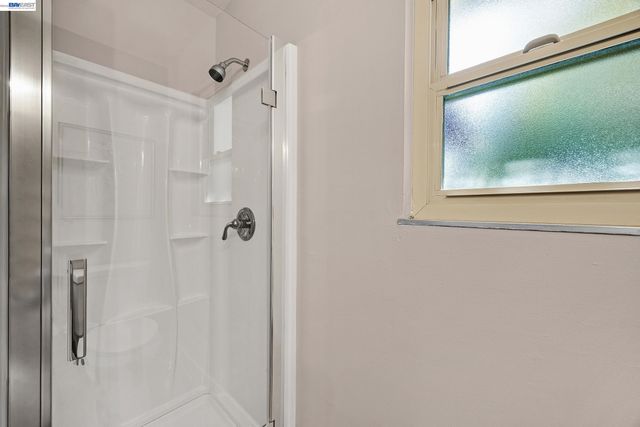 319 Elvira, Livermore, CA 94550