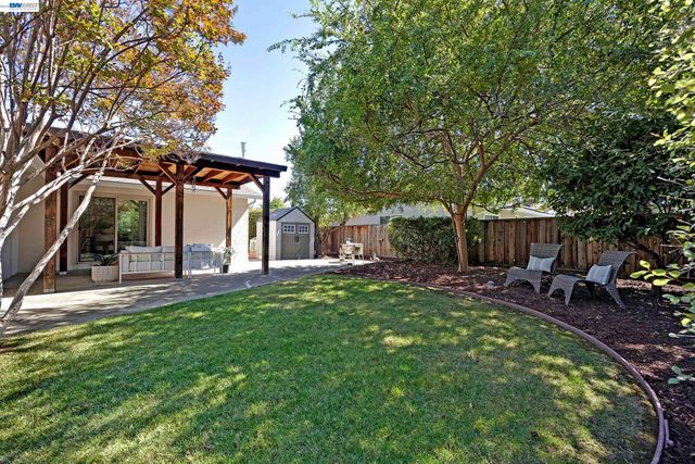 319 Elvira, Livermore, CA 94550