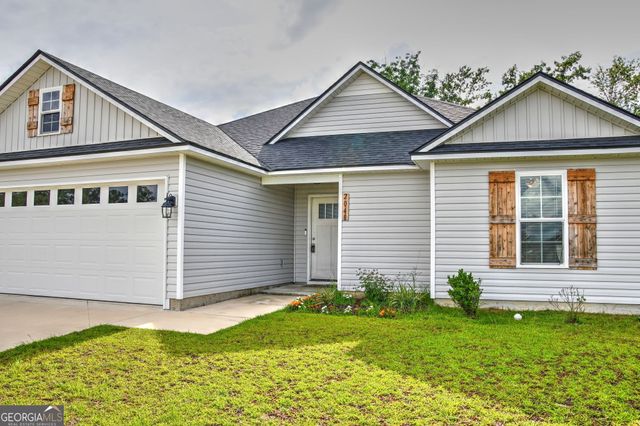 2048 Meadow Cove Drive, Valdosta, GA 31605