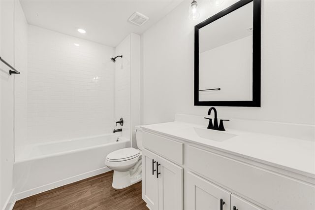 9352 Hard Rock Road, Conroe, TX 77303