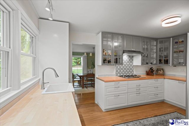 12 Murray Circle, Cheraw, SC 29520