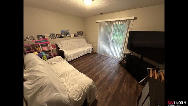 218 W Irving Street, Lincoln, NE 68521