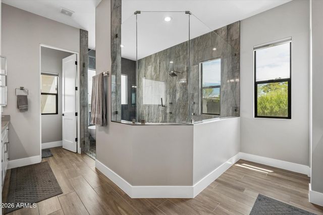 35909 N 10TH Avenue, Phoenix, AZ 85086