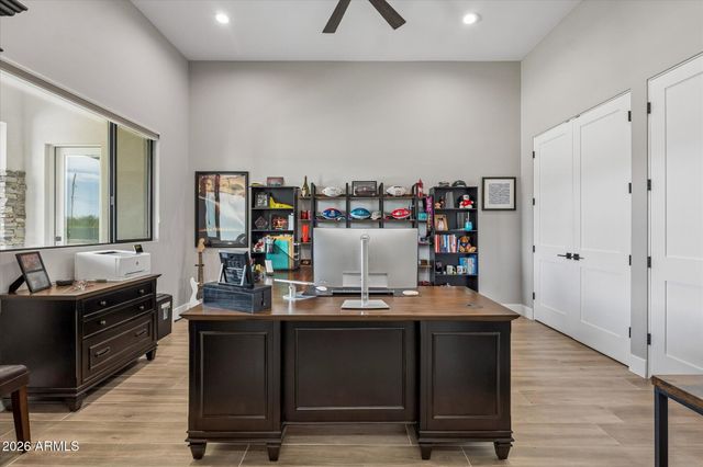 35909 N 10TH Avenue, Phoenix, AZ 85086