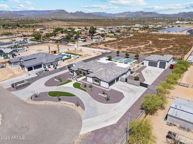 35909 N 10TH Avenue, Phoenix, AZ 85086