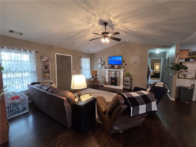 1061 Hurley Road, Dover, AR 72837